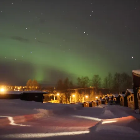 サーレトヴァットゥ コテージズ ロヴァニエミ