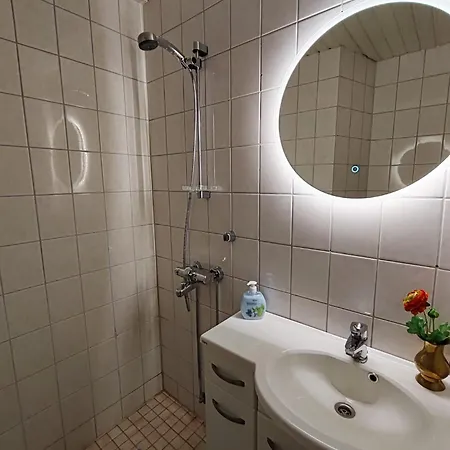 بيت للعطل Saarituvat