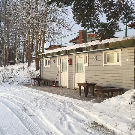 サーレトヴァットゥ コテージズ ロヴァニエミ