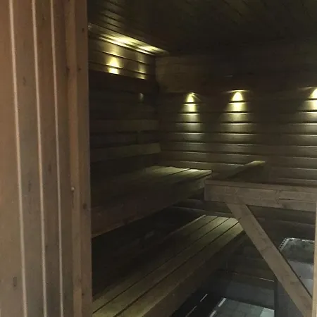 Saarituvat بيت للعطل روفانييمي