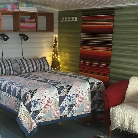 サーレトヴァットゥ コテージズ 別荘 ロヴァニエミ